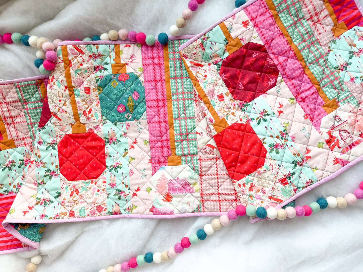 Jingle and Shine Table Runner Pattern - PDF